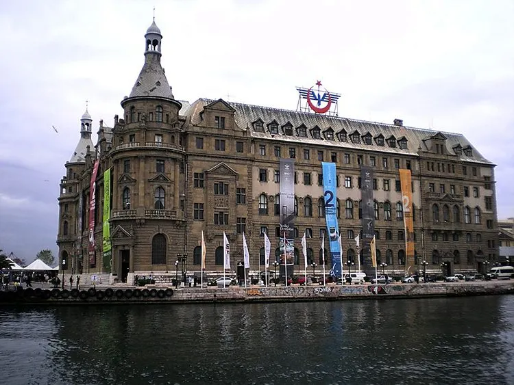 Picture of Haydarpaşa train station in Kadıköy, Istanbul.